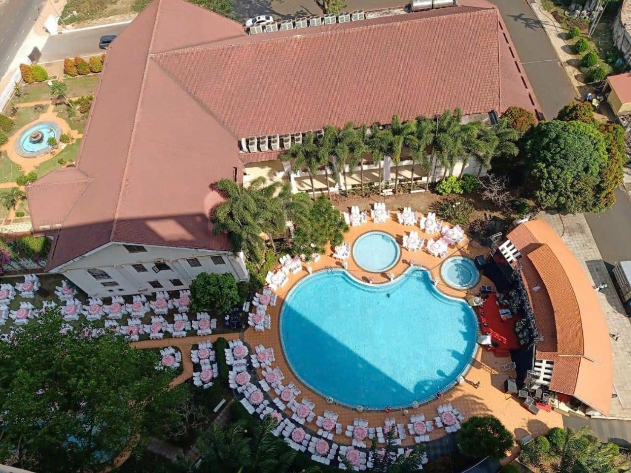 Dakruco Hotel Buon Ma Thuot Exterior photo