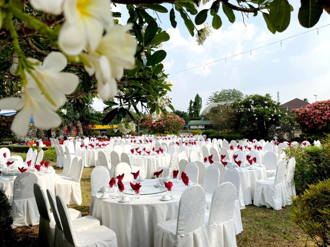 Dakruco Hotel Buon Ma Thuot Exterior photo